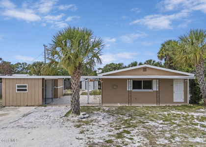 1688 Eisenhower Avenue - Photo 1