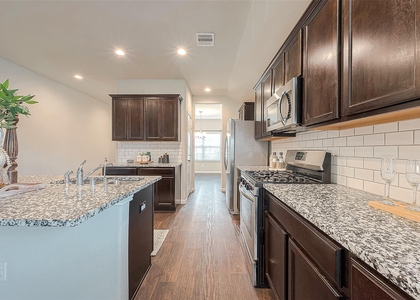 3914 Mcdonough Way - Photo 1