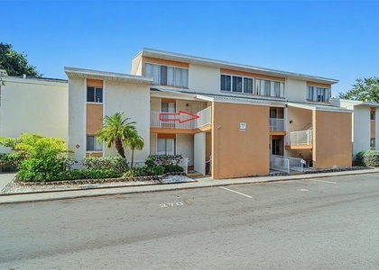 592 100th Avenue N - Photo 1