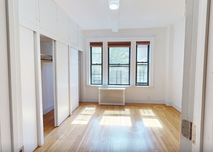 West 77th Street - Photo 1