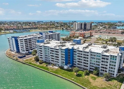 500 Treasure Island Causeway - Photo 1