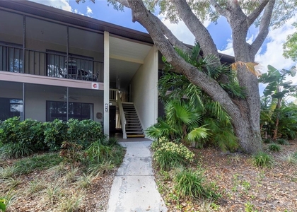 646 Bird Bay Drive E - Photo 1