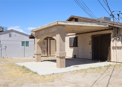 1309 E Cartier Avenue - Photo 1