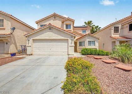 1016 Monarch Mystic Avenue - Photo 1