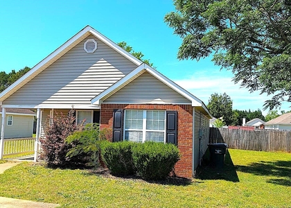 210 Strawbridge Lane - Photo 1