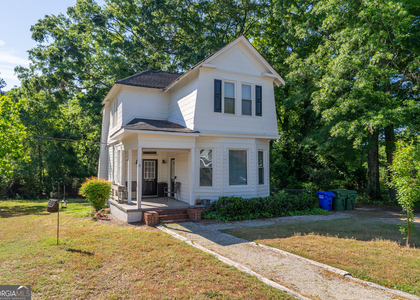 243 Boulevard - Photo 1