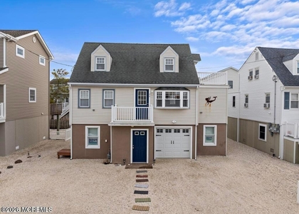26 W Oceanview Drive - Photo 1