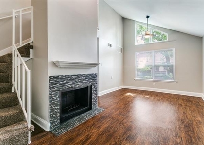 4023 N Hall Street - Photo 1