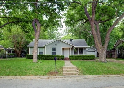 1005 N Buffalo Avenue - Photo 1