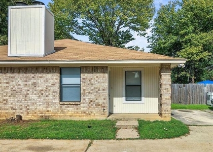 821 N Mesquite Street - Photo 1