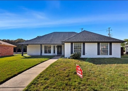 1507 River Hill Drive - Photo 1