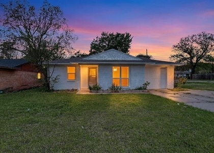 1001 Pioneer Road - Photo 1