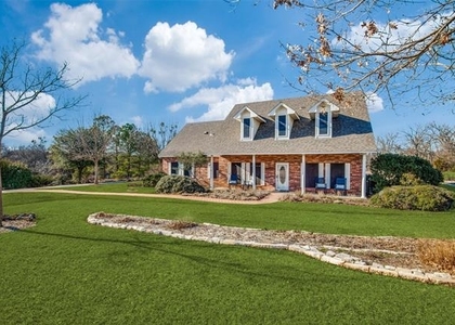 4920 Glen Oaks Circle - Photo 1