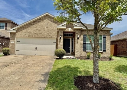 205 Oriole Drive - Photo 1