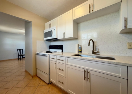 200 Bonnie Boulevard - Photo 1