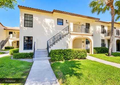 2650 Greenwood Terrace - Photo 1