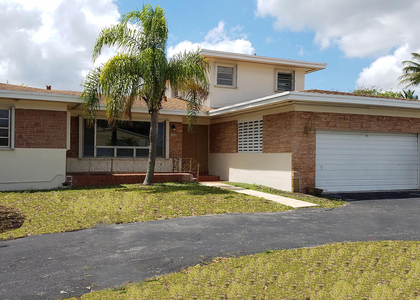 703 Nw 6th Street - Photo 1