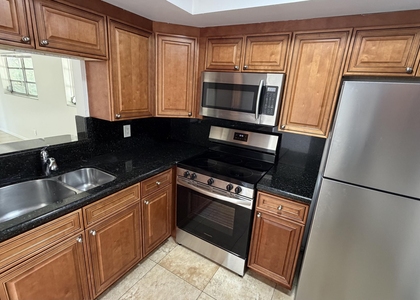 4061 Nw 9th Avenue - Photo 1