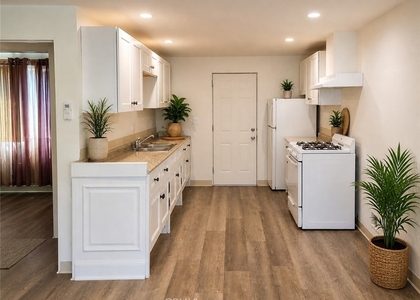 6911 Baird - Photo 1