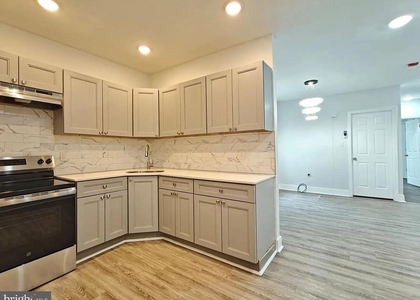 1404 N 21st Street - Photo 1