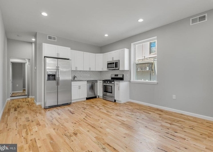 410 Diamond Street - Photo 1