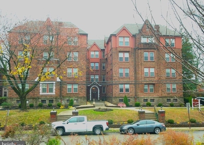 7876 Spring Avenue - Photo 1