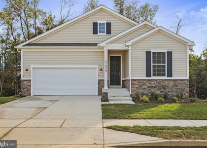 12229 Fallen Timbers Cir - Photo 1