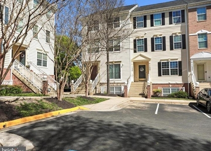 11312 King George Drive - Photo 1