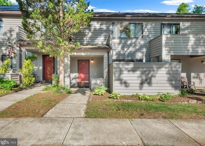 1052 Cedar Ridge Court - Photo 1