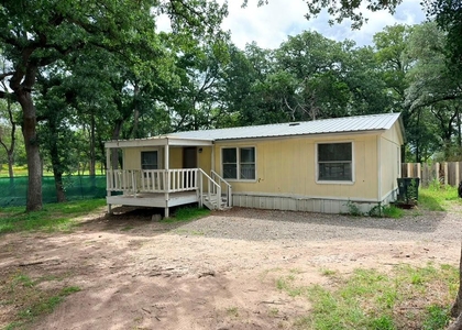 8607 Burleson Manor Rd - Photo 1