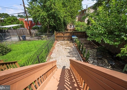 4230 Edson Place Ne - Photo 1
