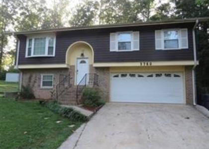 3760 Cedar Hurst Way - Photo 1