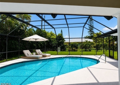4479 Lakewood Boulevard - Photo 1