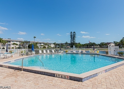 1022 Manatee Road - Photo 1