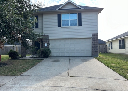 21511 Donata Circle - Photo 1