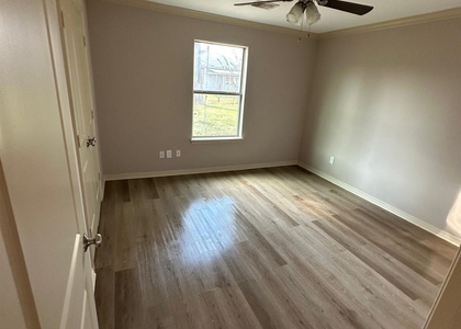 209 6th Street - Photo 1