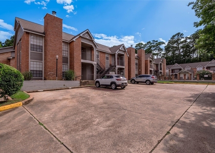 2402 Sycamore Avenue - Photo 1