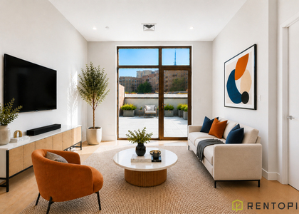 960 franklin ave - Photo 1