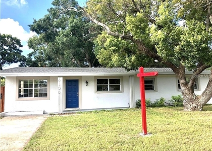 4106 W Oklahoma Avenue - Photo 1