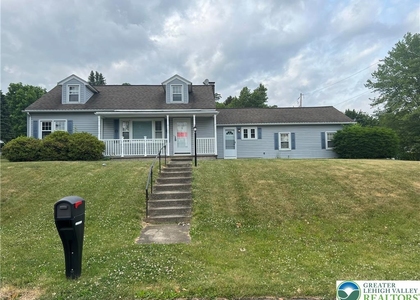 2401 Lawnherst Avenue - Photo 1