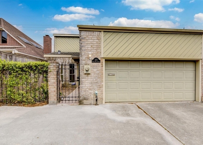928 W Main Street - Photo 1