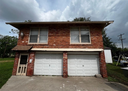 741 13th Street - Photo 1