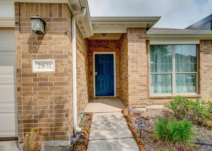 2831 Lockeridge Bend Drive - Photo 1