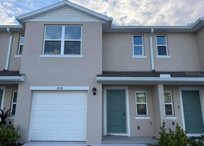 1814 Lindens Street - Photo 1