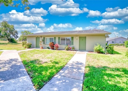 302 Canton Court - Photo 1