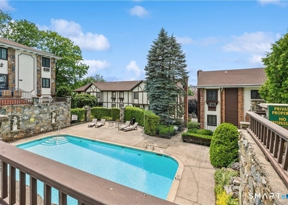54 Hope Street - Photo 1