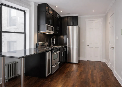 325 East 5th Street - Photo 1