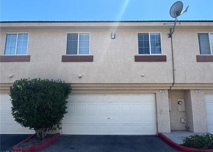 1326 Dusty Creek Street - Photo 1