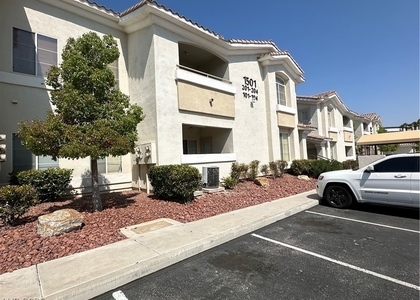 1501 Cardinal Peak Lane - Photo 1