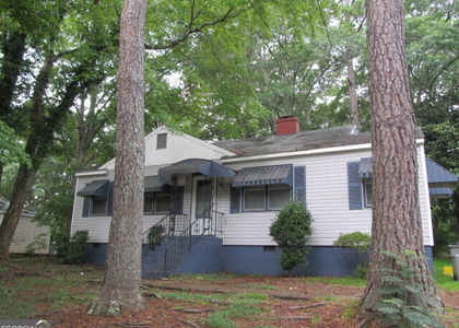 737 N Greenwood Street - Photo 1
